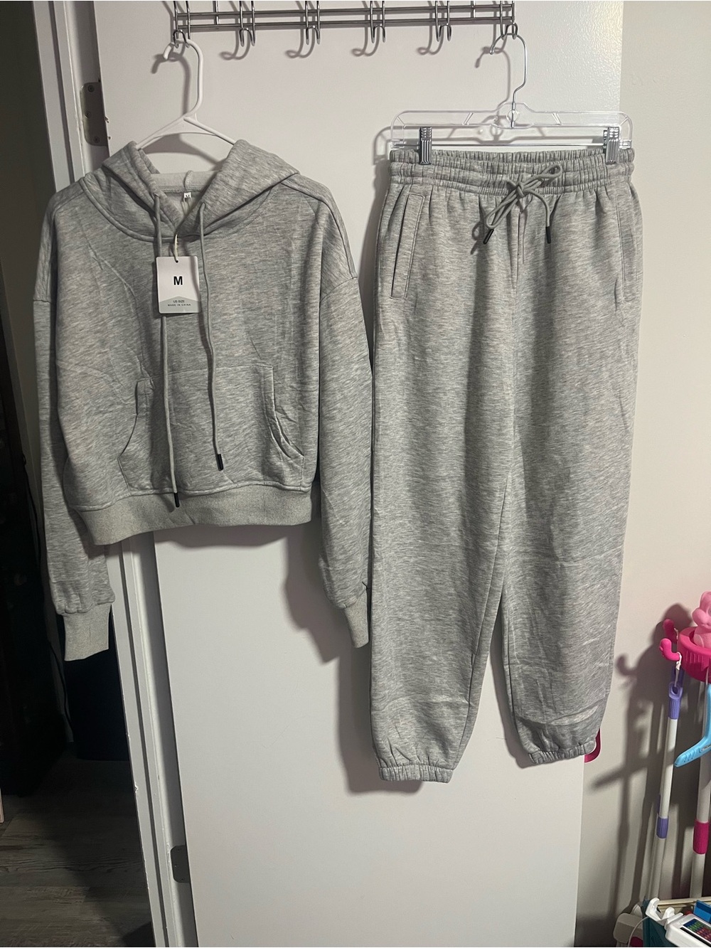 Amazon Women's Light Gray Pullover Hoodie & Jogger Sweatset